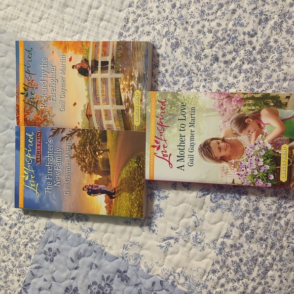 Love Inspired Books - Picture 1 of 7
